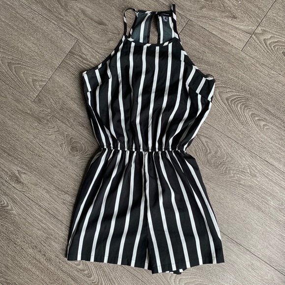 Primark Romper - Picture 2 of 4